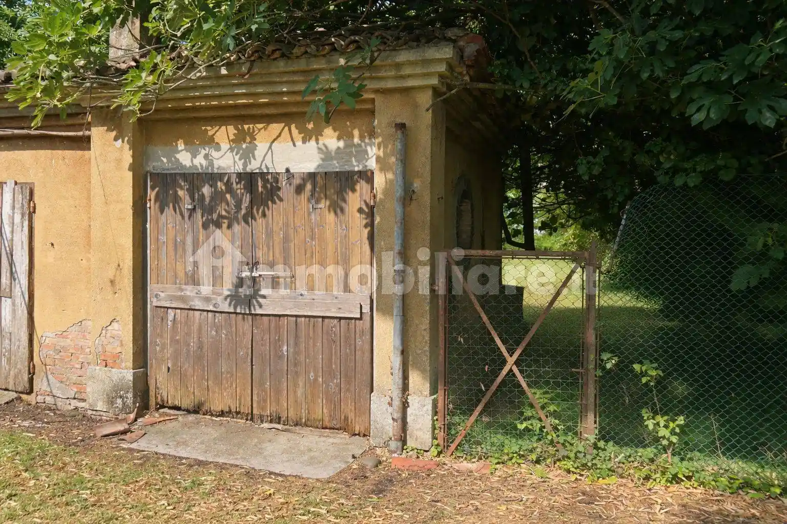 Palazzo - Edificio in vendita a Tresignana