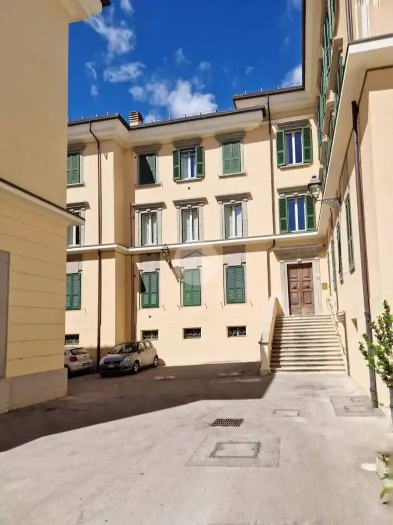 Appartamento in affitto a L'Aquila