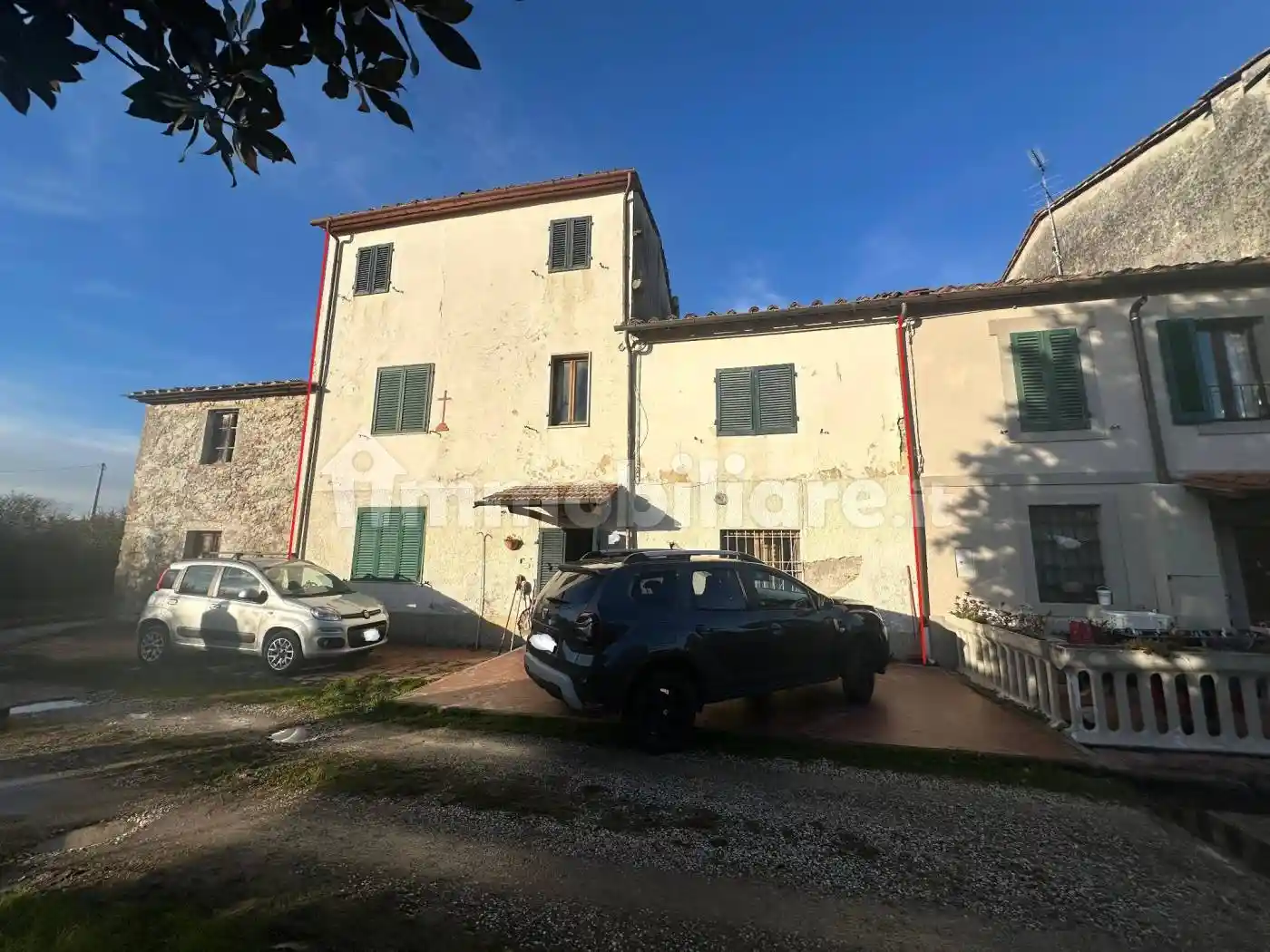 Casa indipendente in vendita a Pescia