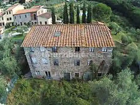 Rustico - Casale in vendita a Capannori