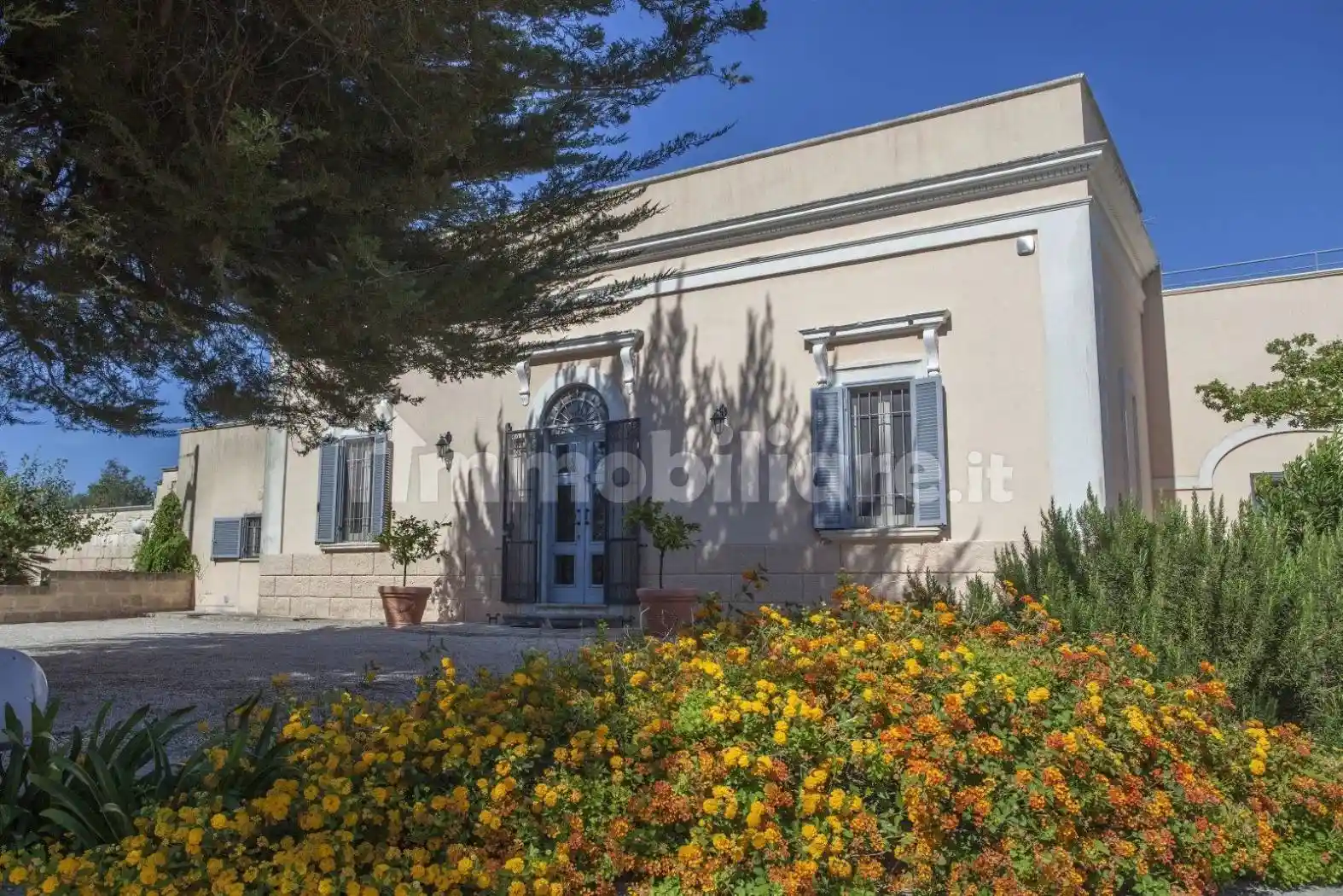 Villa in vendita a Oria