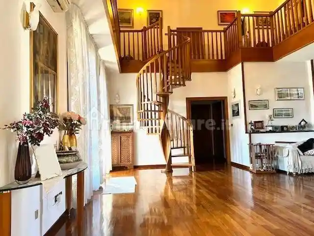 Villa in vendita a Bologna