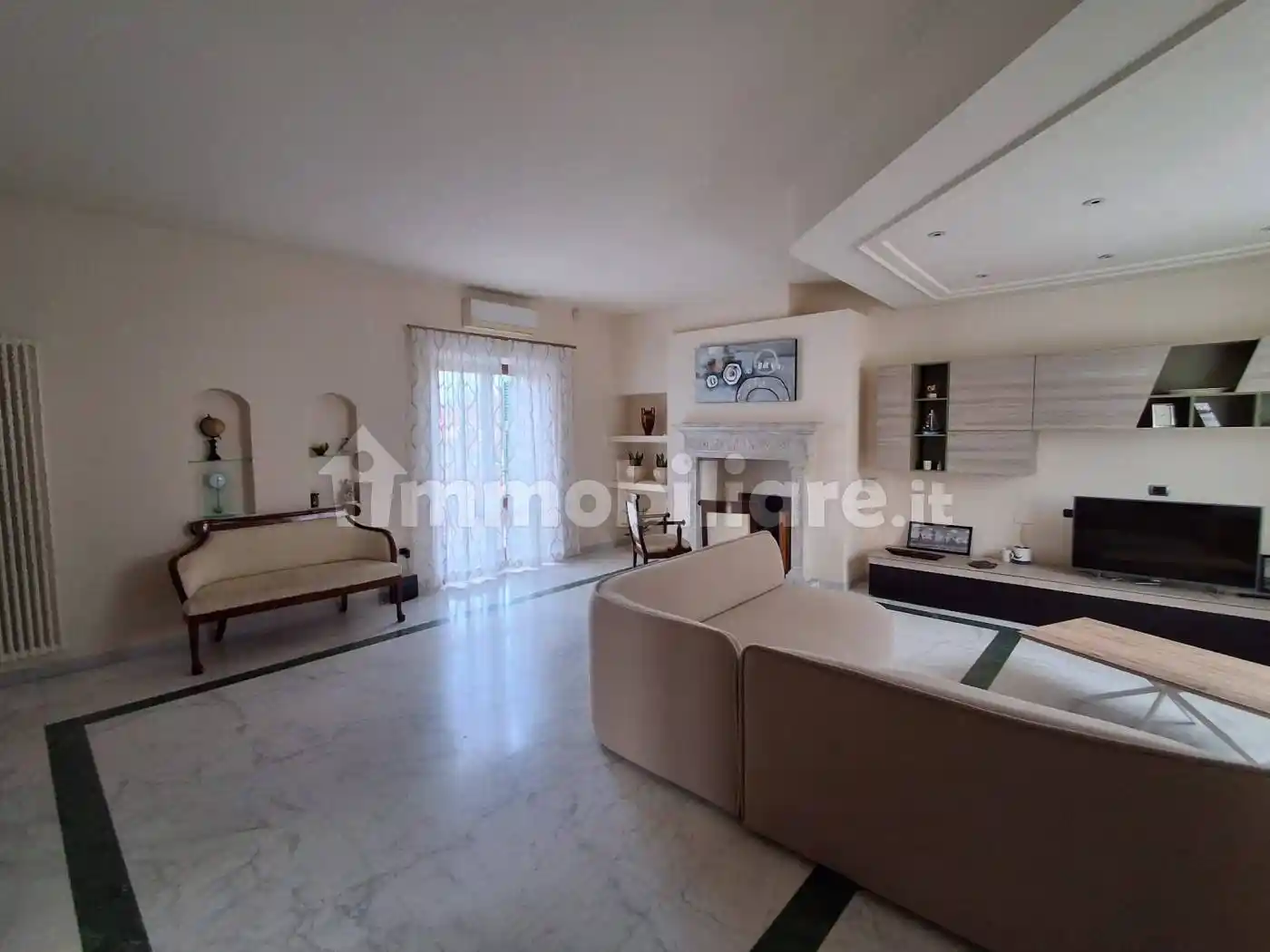 Appartamento in vendita a Sarzana