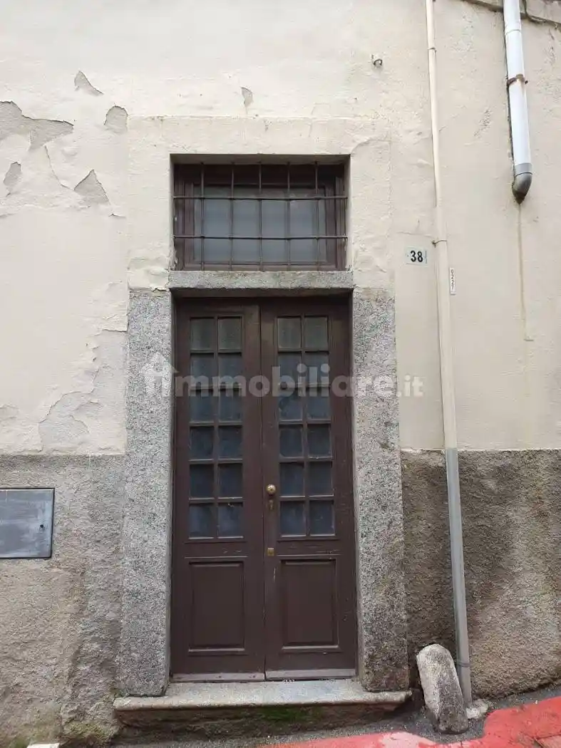 Palazzo - Edificio in vendita a Asso