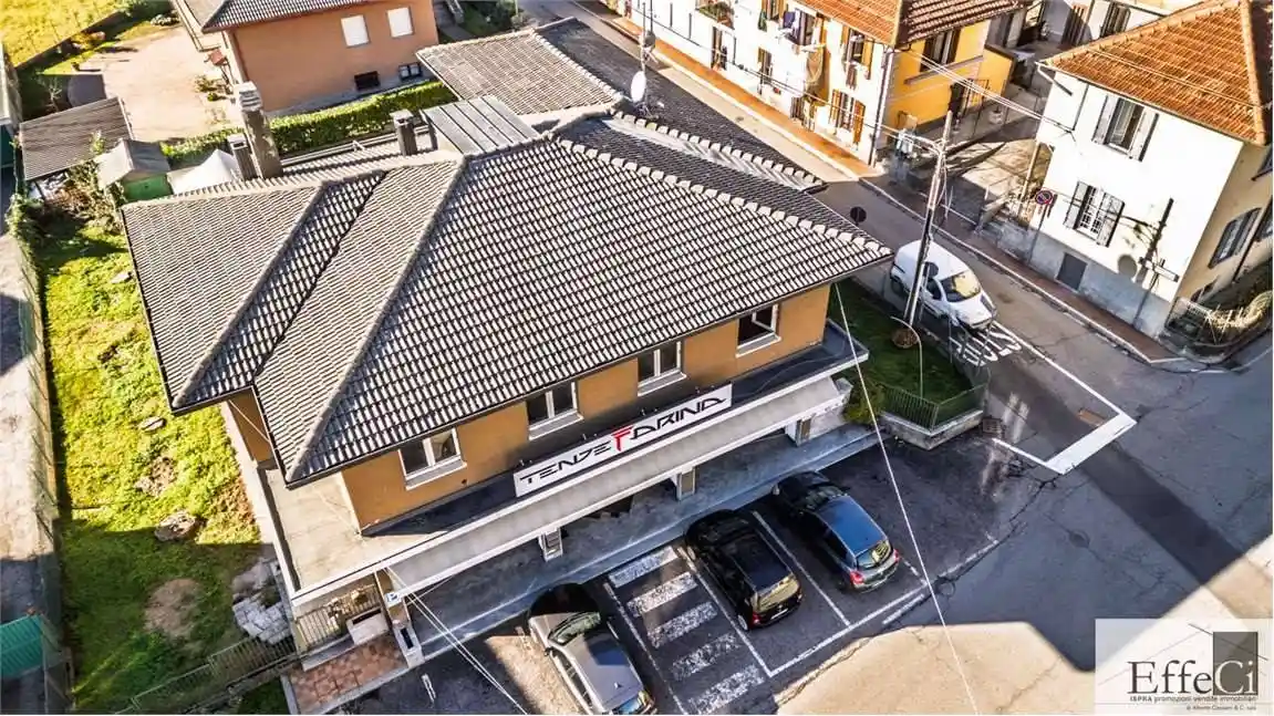 Casa indipendente in vendita a Besozzo