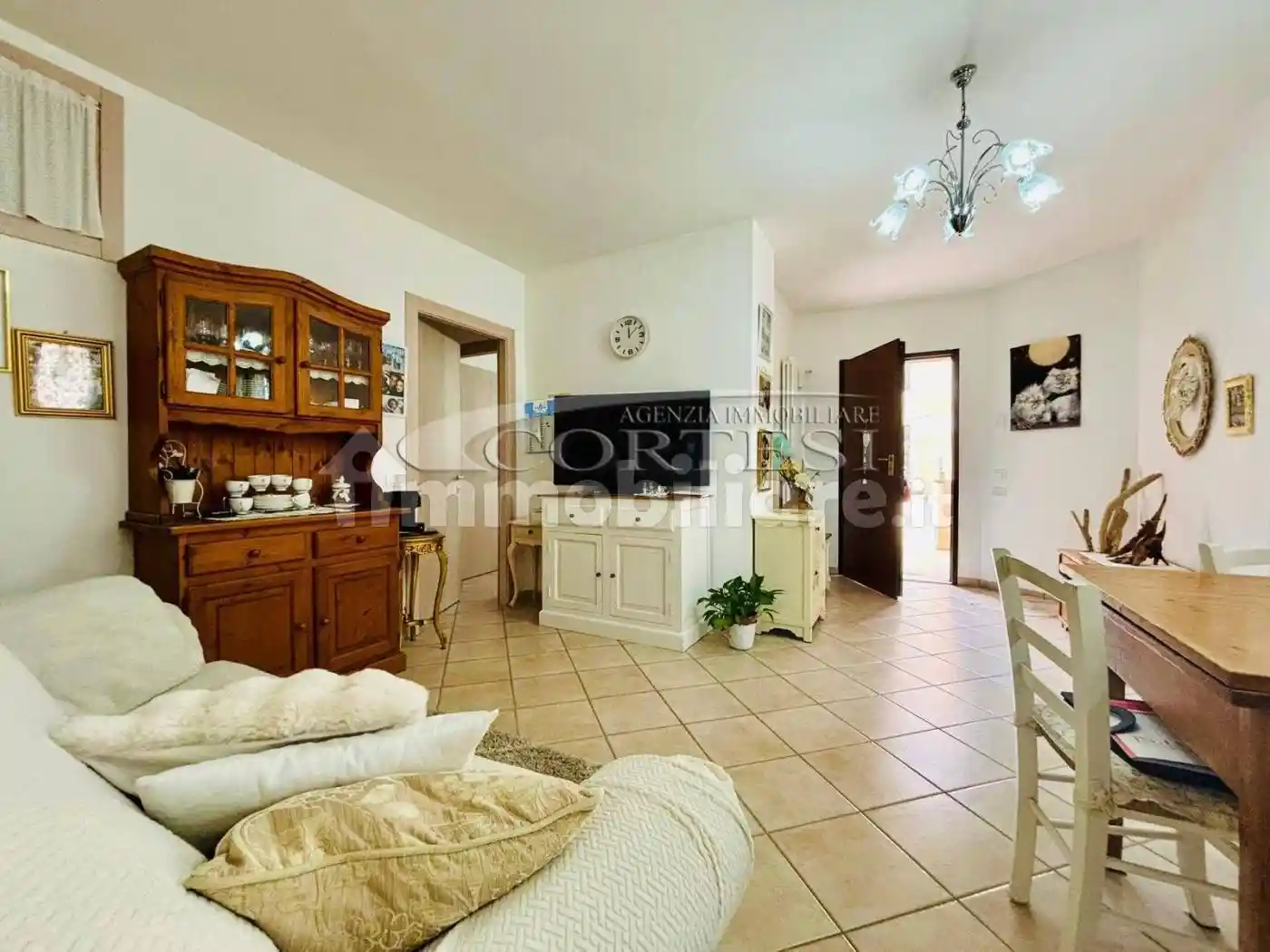 Appartamento in vendita a Mombaroccio