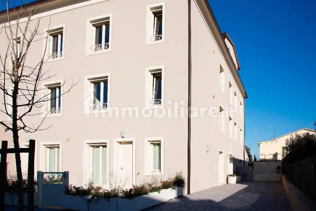 Appartamento in affitto a Calcinaia