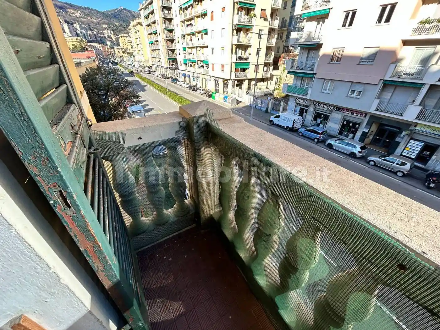 Appartamento in vendita a Genova