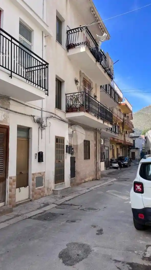 Appartamento in vendita a Palermo