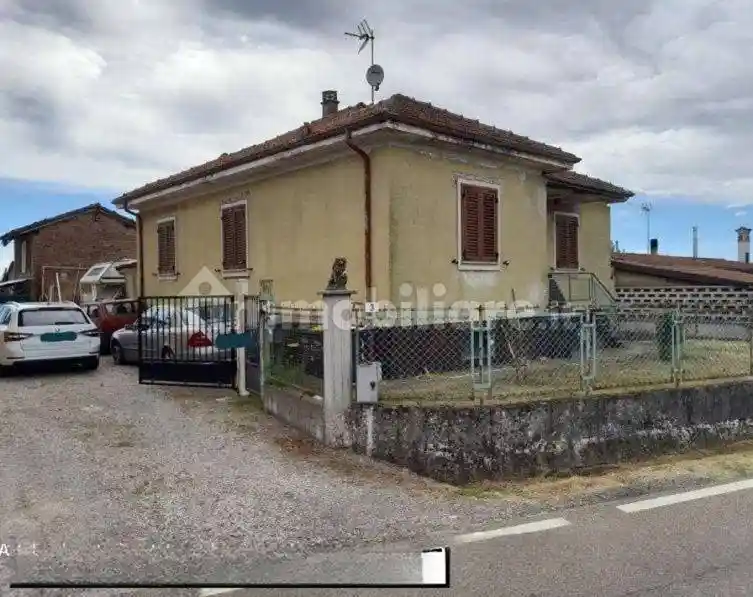 Casa indipendente in vendita a Tortona