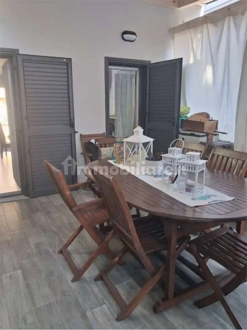 Palazzo - Edificio in vendita a Formia