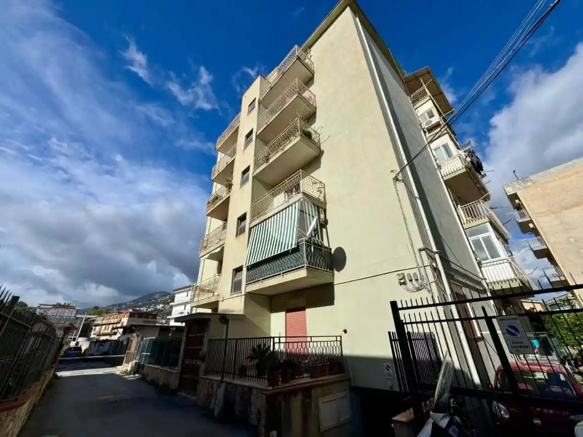 Appartamento in vendita a Palermo