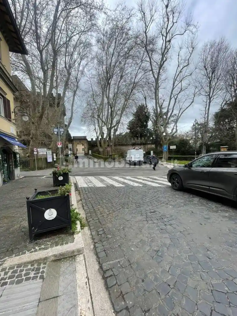 Appartamento in vendita a Grottaferrata