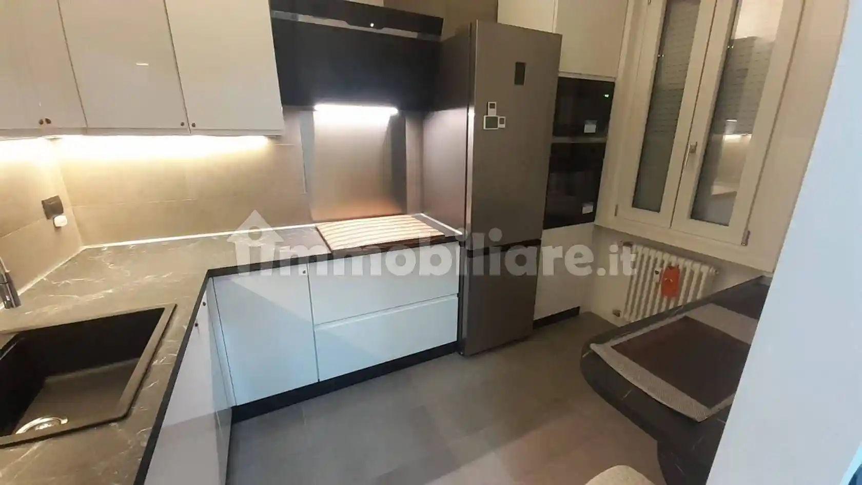 Palazzo - Edificio in affitto a Como