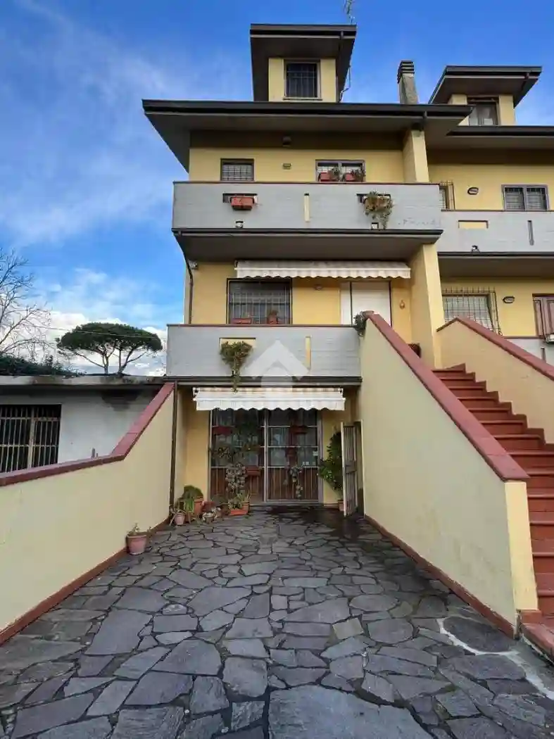 Villetta a schiera - foto 2