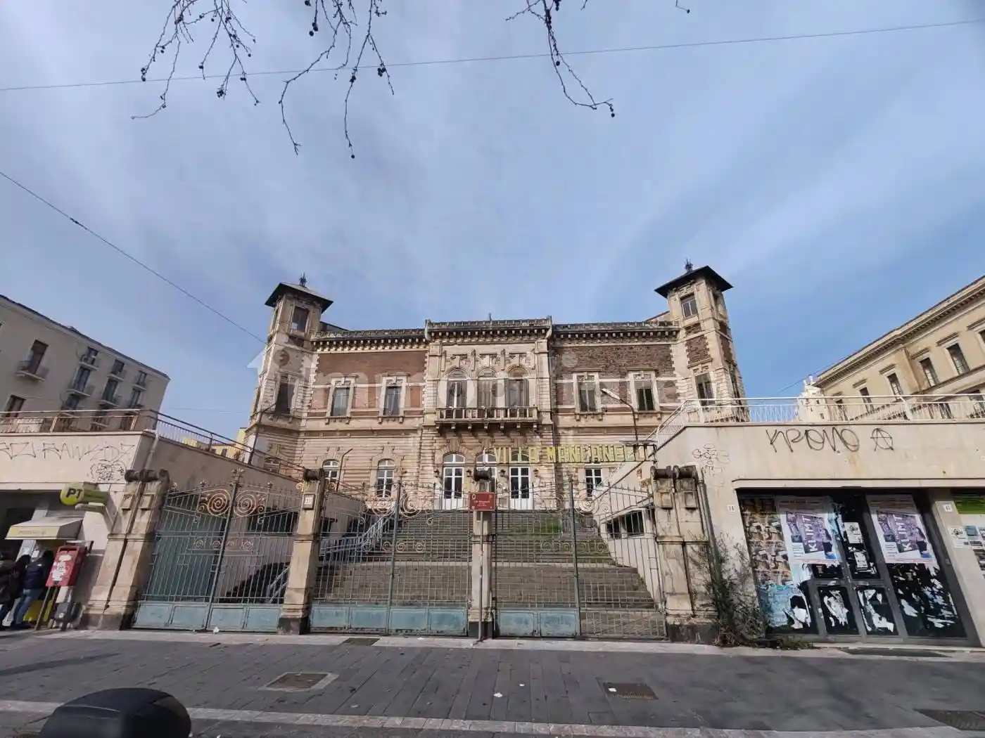 Palazzo - Edificio in vendita a Catania