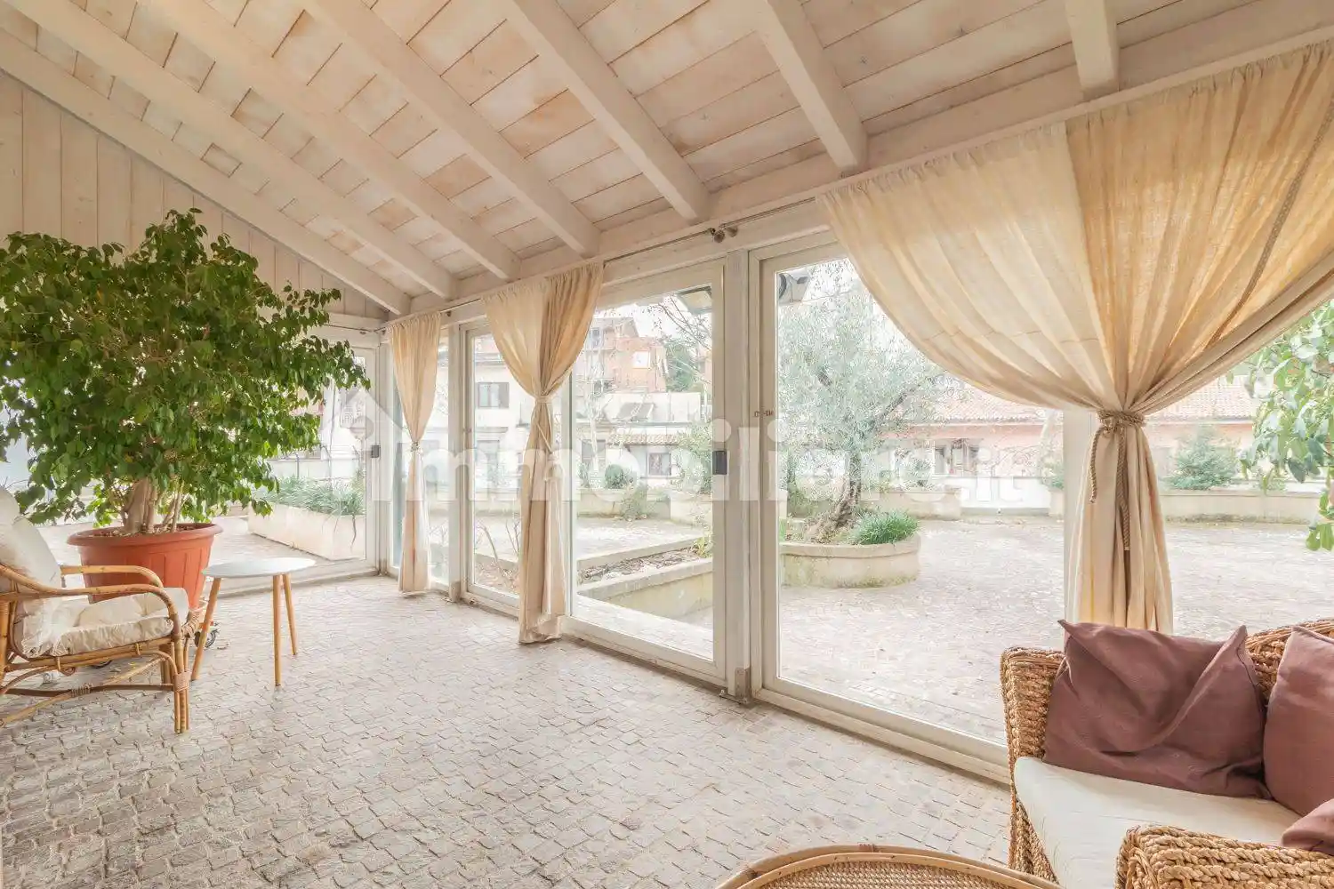 Villa in vendita a Viterbo