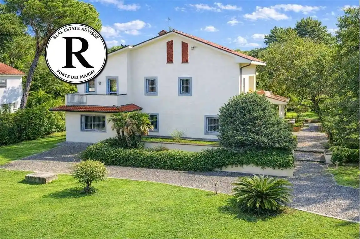 Villa in vendita a Massa