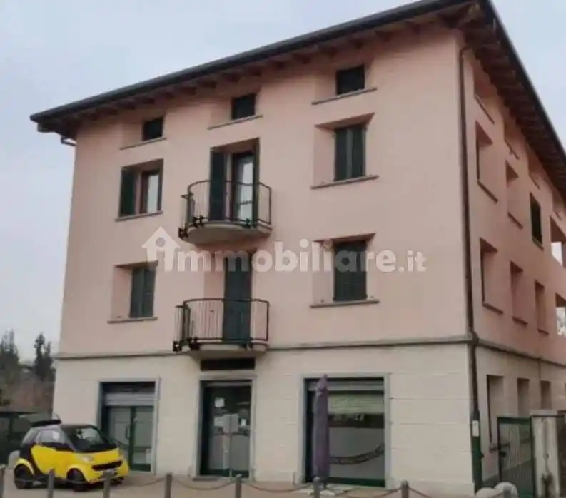 Appartamento in vendita a Merone