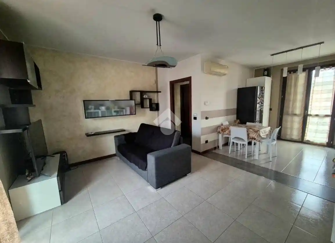 Appartamento in vendita a Roncello