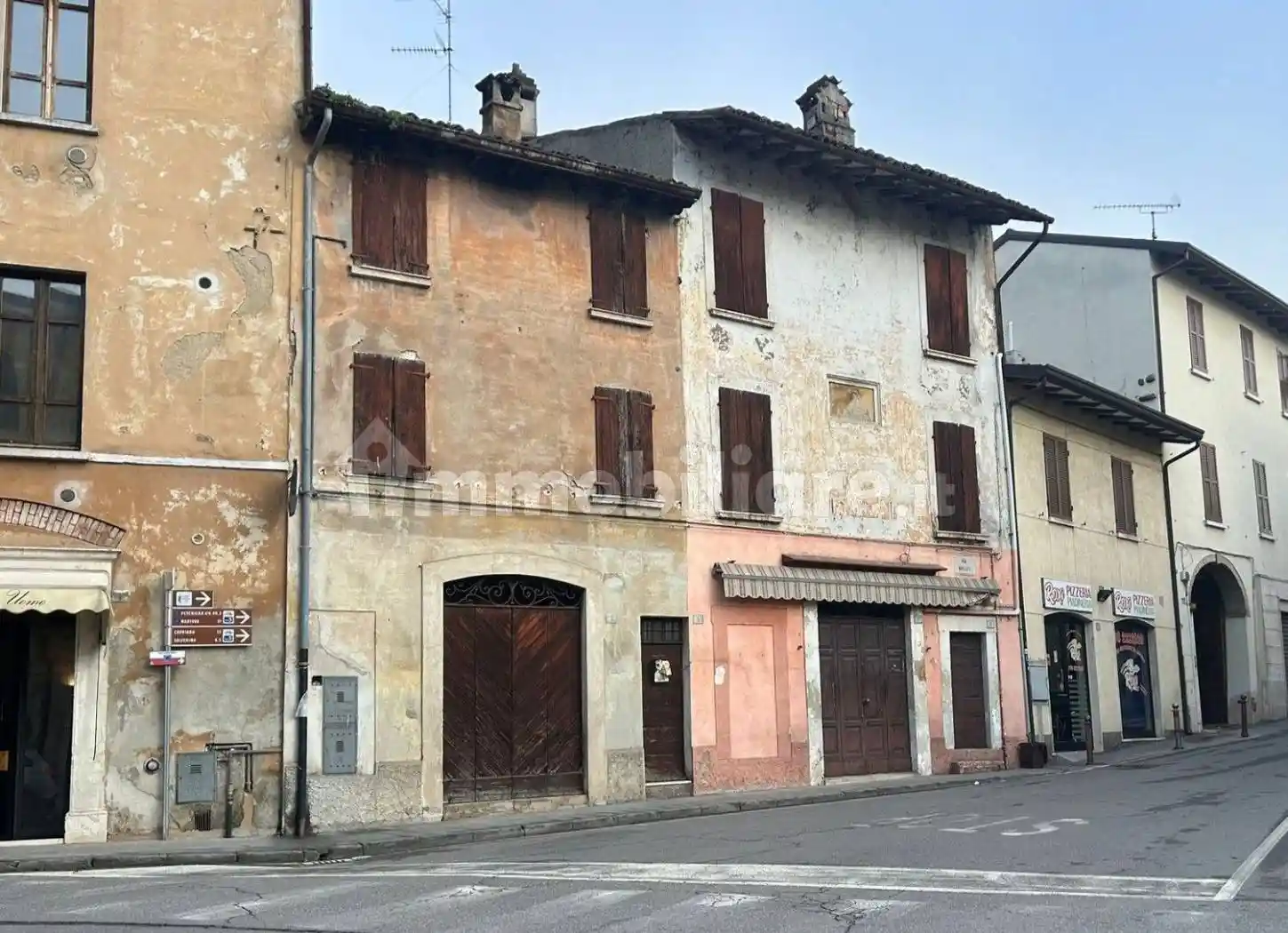 Palazzo - Edificio in vendita a Castiglione delle Stiviere