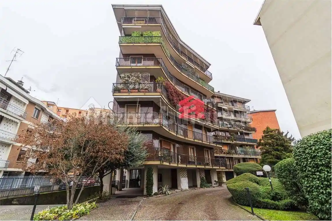 Appartamento in vendita a Novara