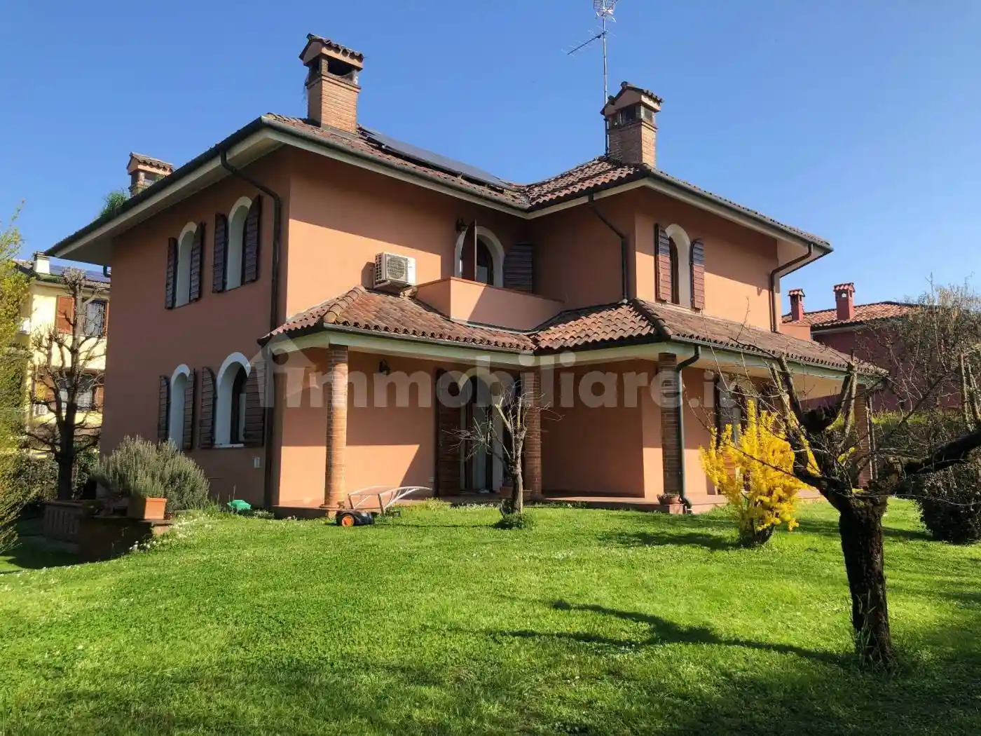 Villa in vendita a Desenzano del Garda
