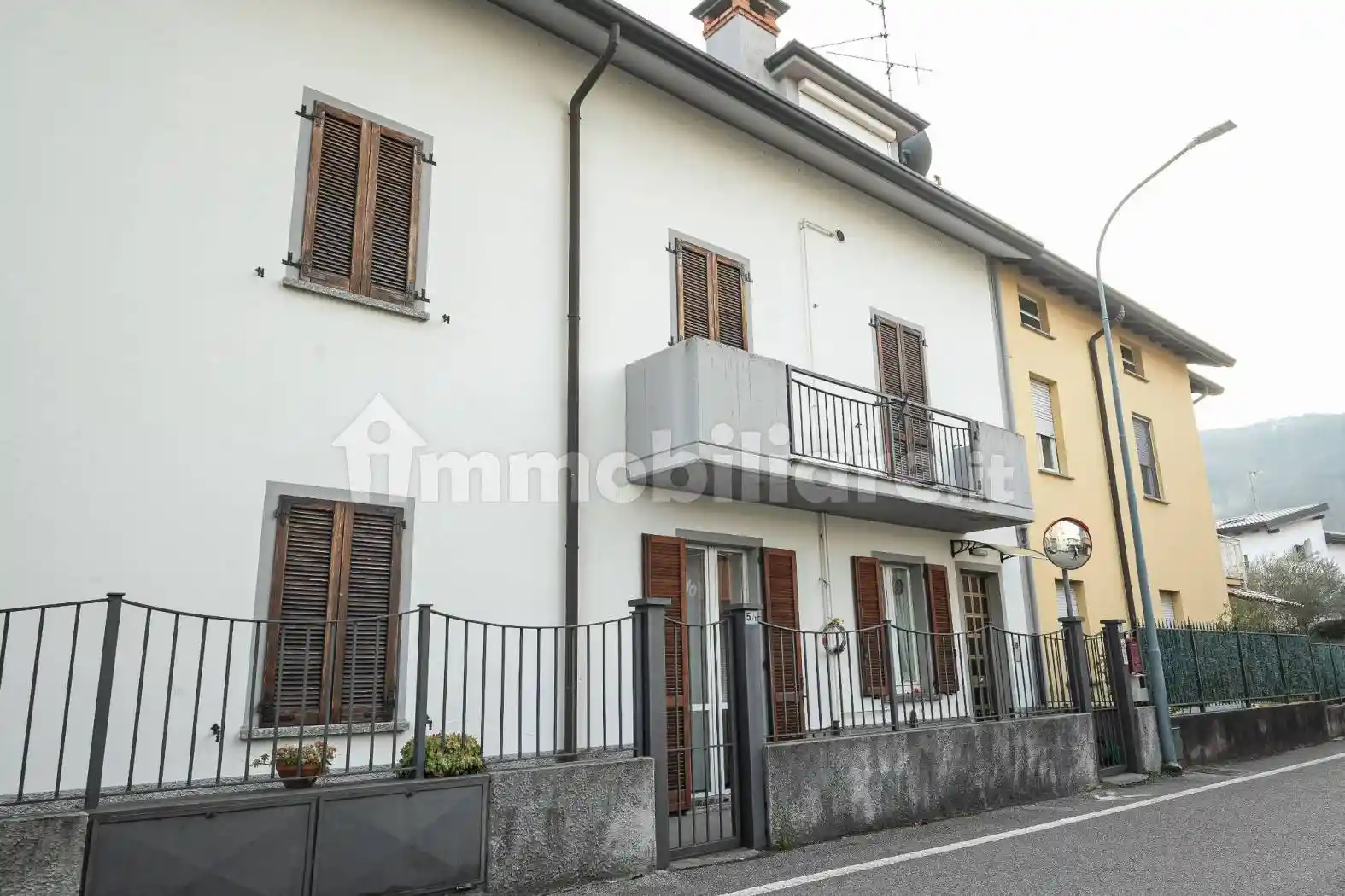 Appartamento in vendita a Oggiono