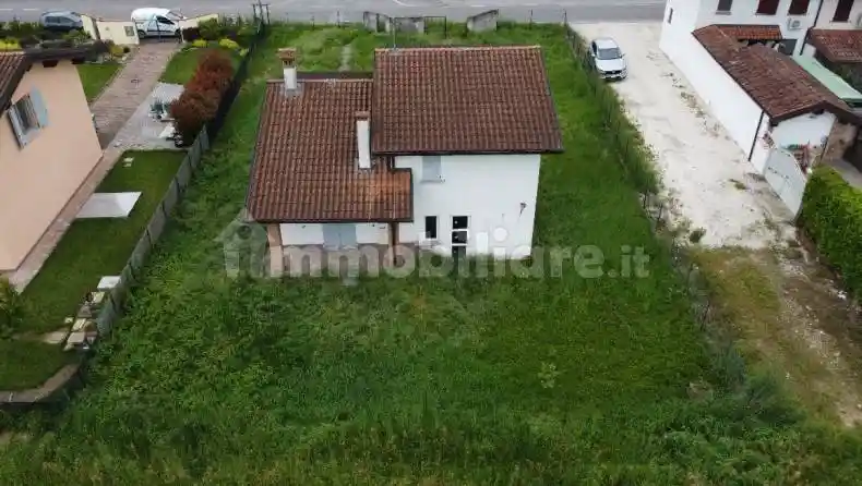 Villa in vendita a Paderno Ponchielli