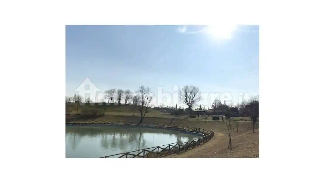 Palazzo - Edificio in vendita a Bologna