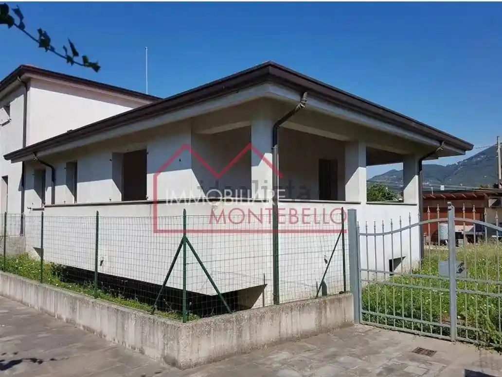 Villetta a schiera in vendita a Camaiore