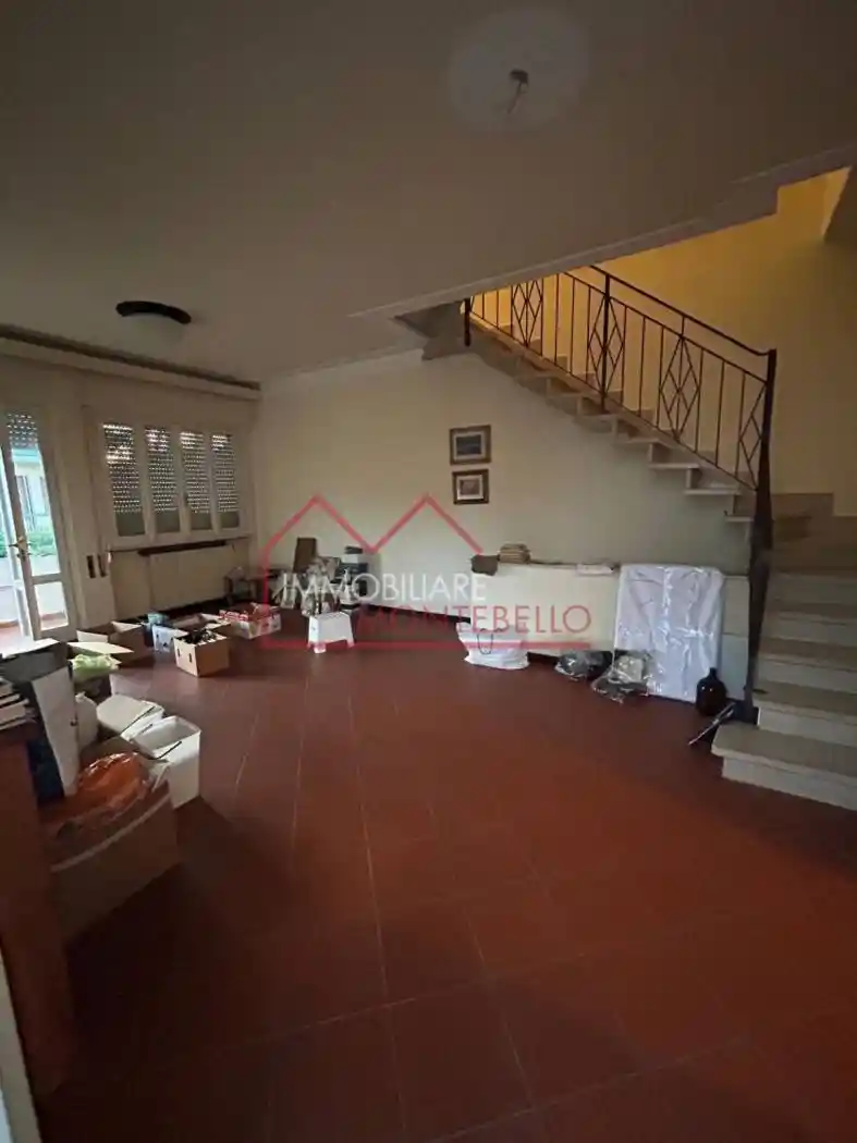 Villetta a schiera in vendita a Camaiore