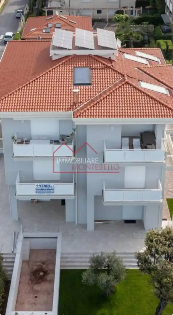 Appartamento in vendita a Camaiore