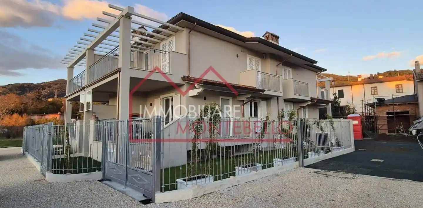 Villa in vendita a Camaiore
