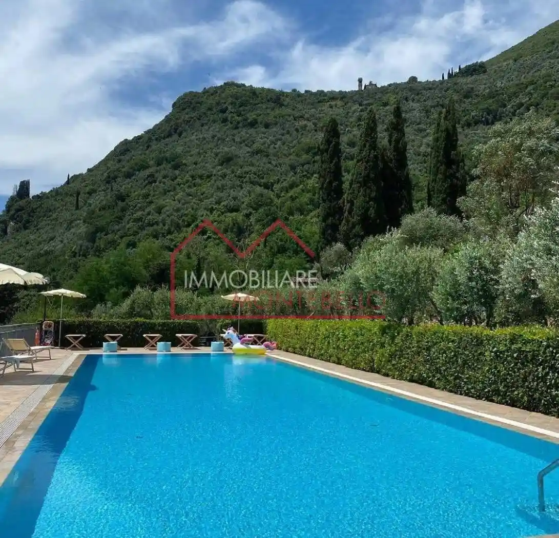 Villa in vendita a Camaiore