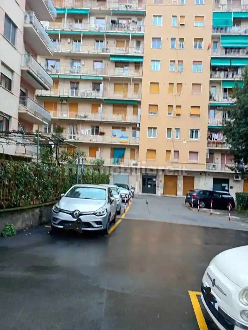 Appartamento in vendita a Genova