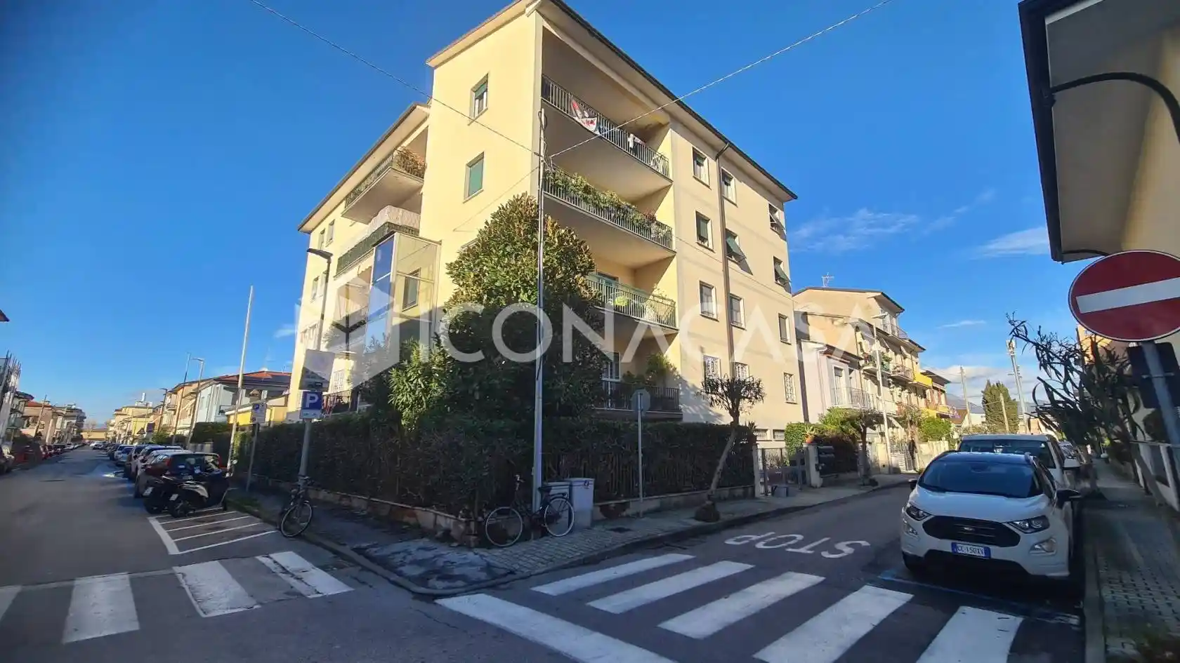 Appartamento in vendita a Viareggio