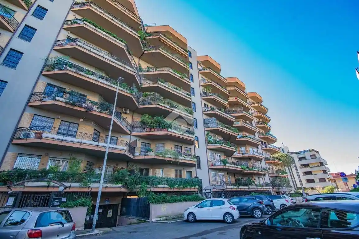 Appartamento in vendita a Roma