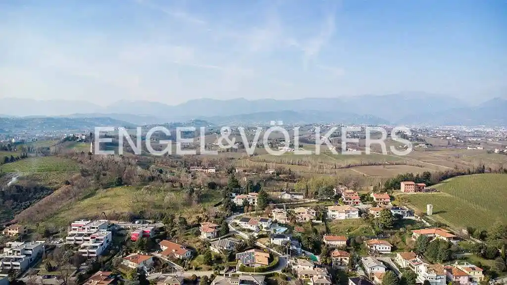 Villa in vendita a Conegliano