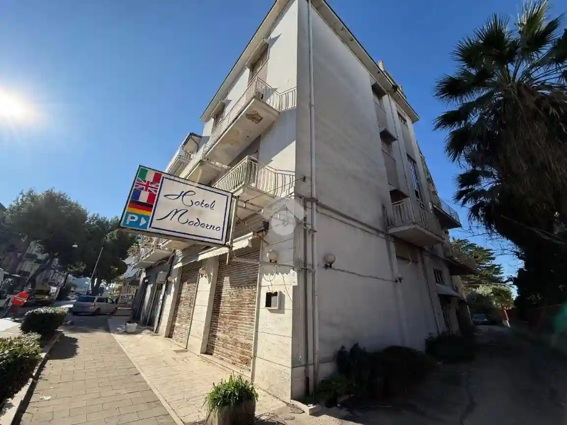 Palazzo - Edificio - foto 3