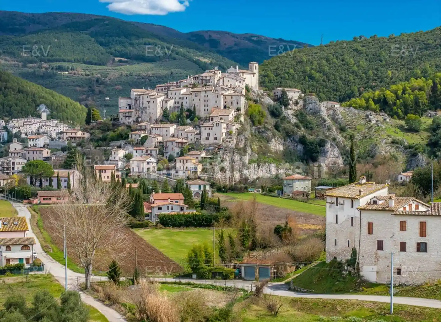 Casa indipendente in vendita a Arrone