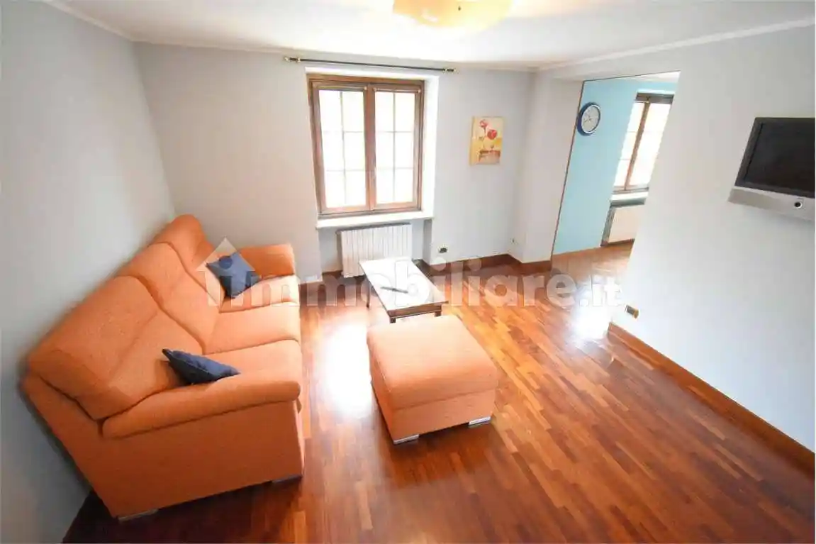 Casa indipendente in vendita a Canale