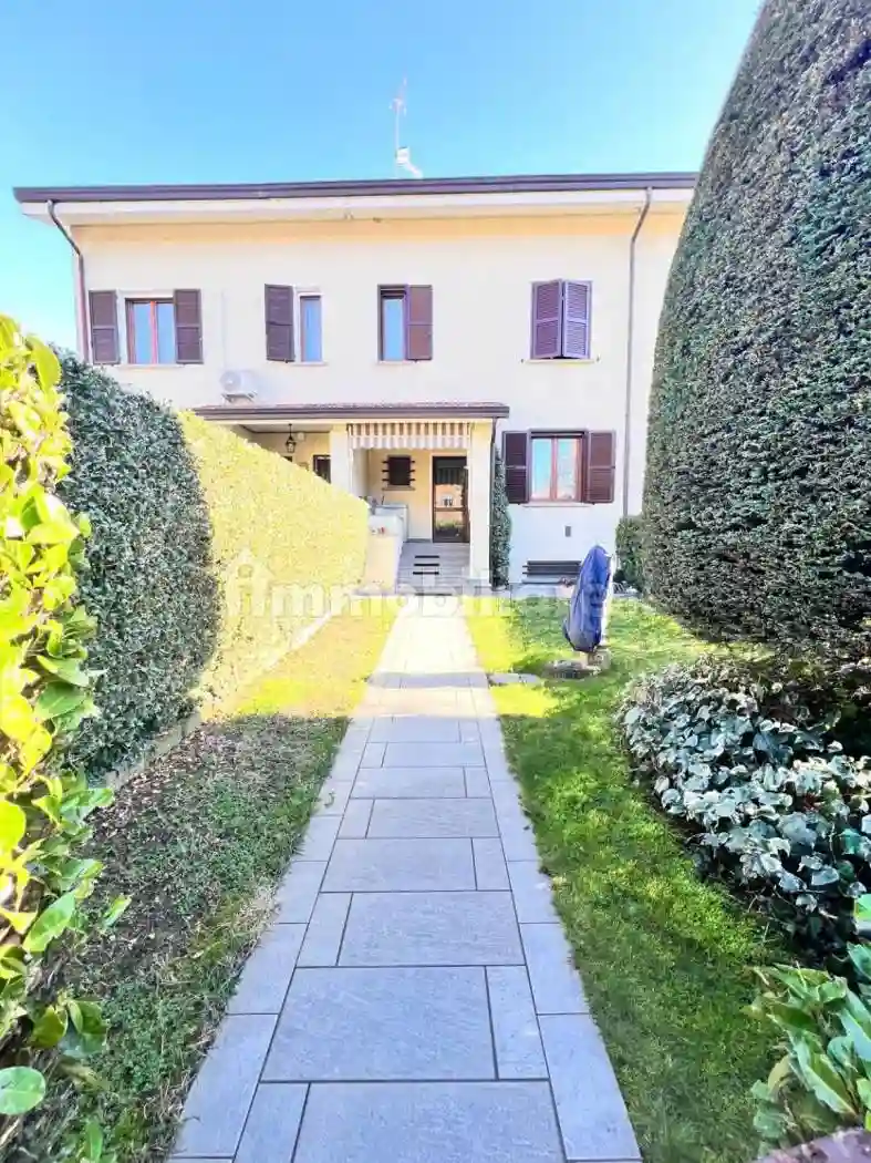 Villetta a schiera - foto 2