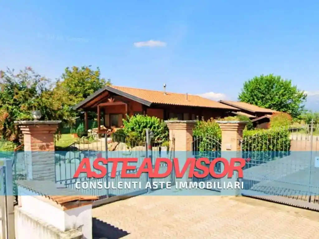 Villa in vendita a Strambino