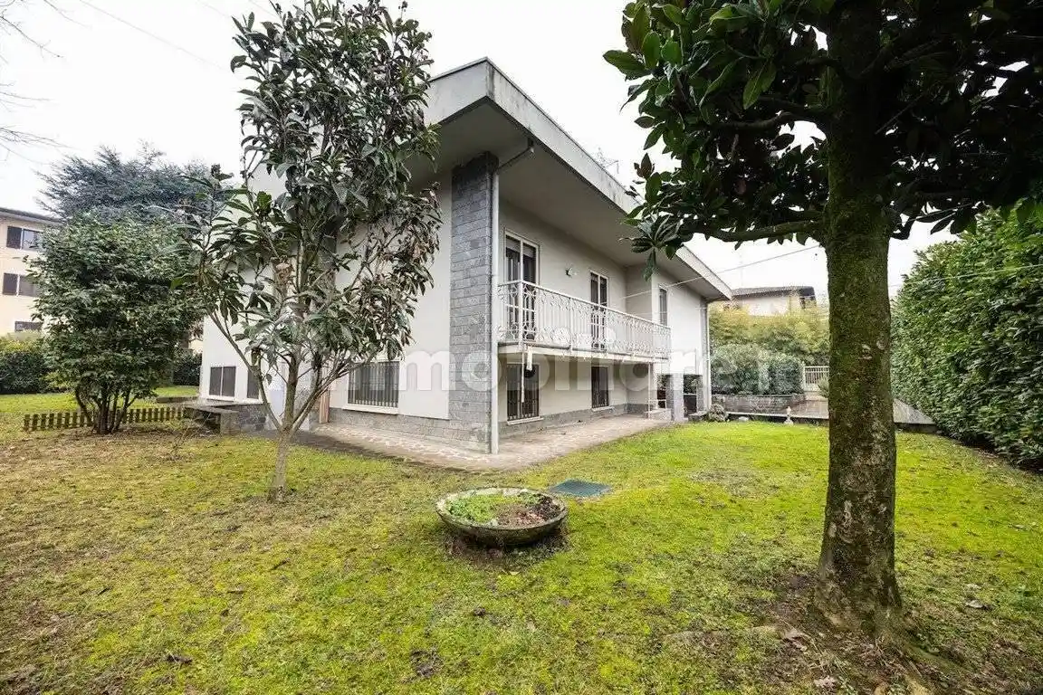 Villa in vendita a Crema