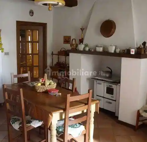 Appartamento in vendita a Scansano