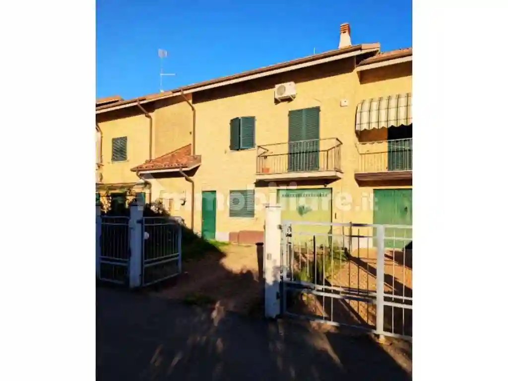 Villetta a schiera - foto 2