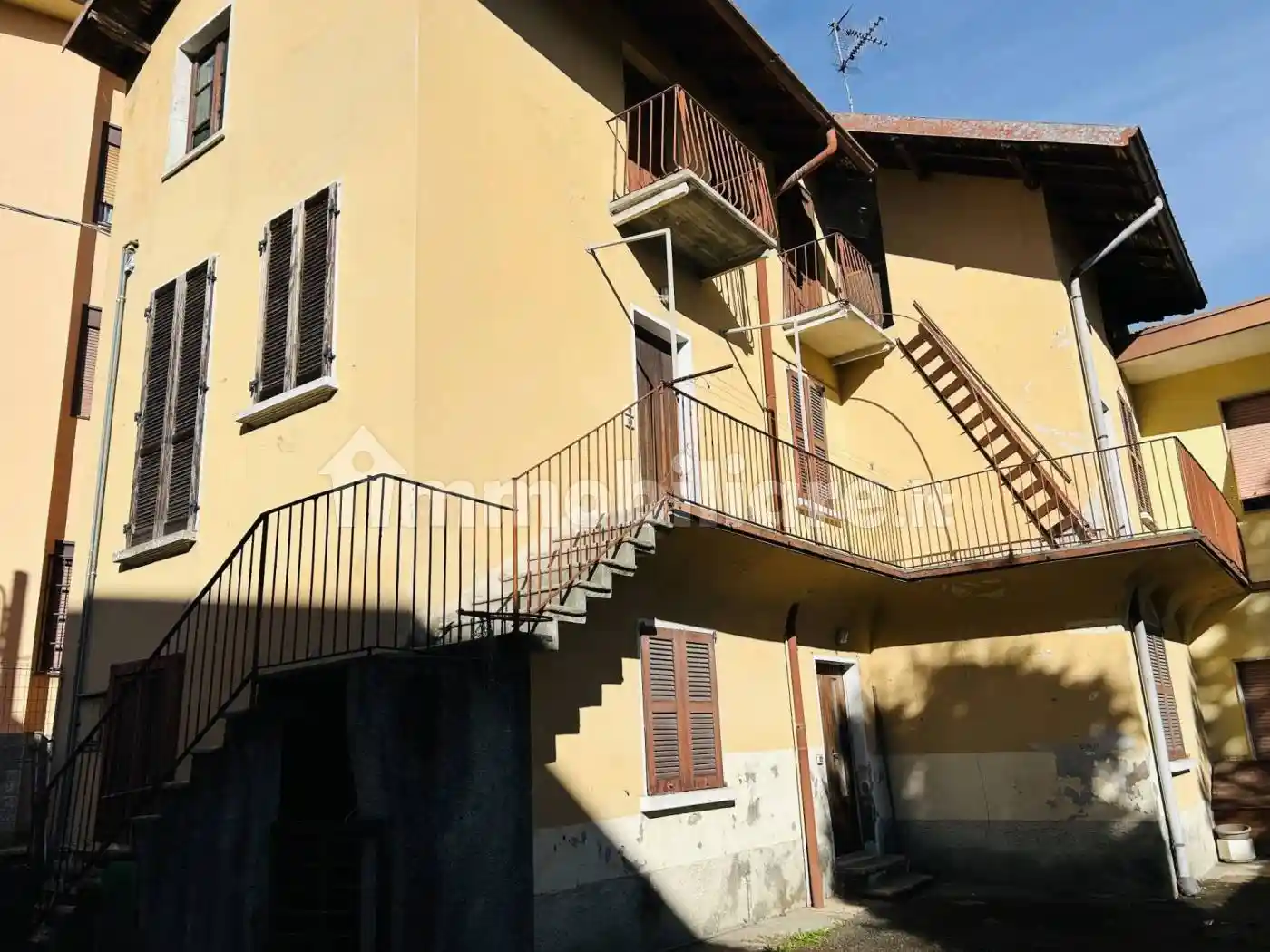 Casa indipendente in vendita a Carnago