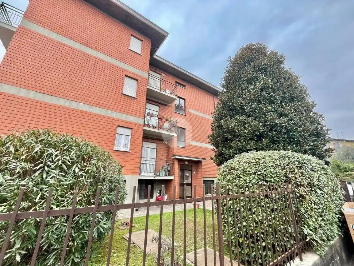 Appartamento in vendita a Carate Brianza
