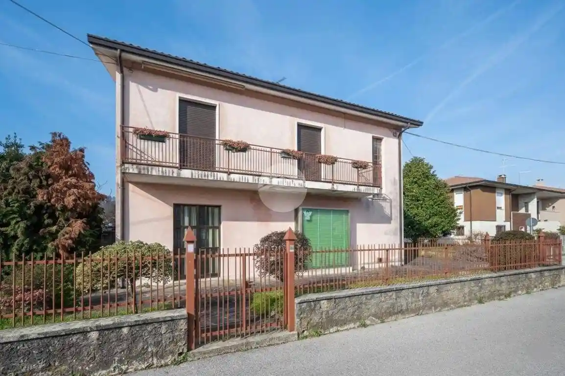 Appartamento in vendita a Costermano sul Garda